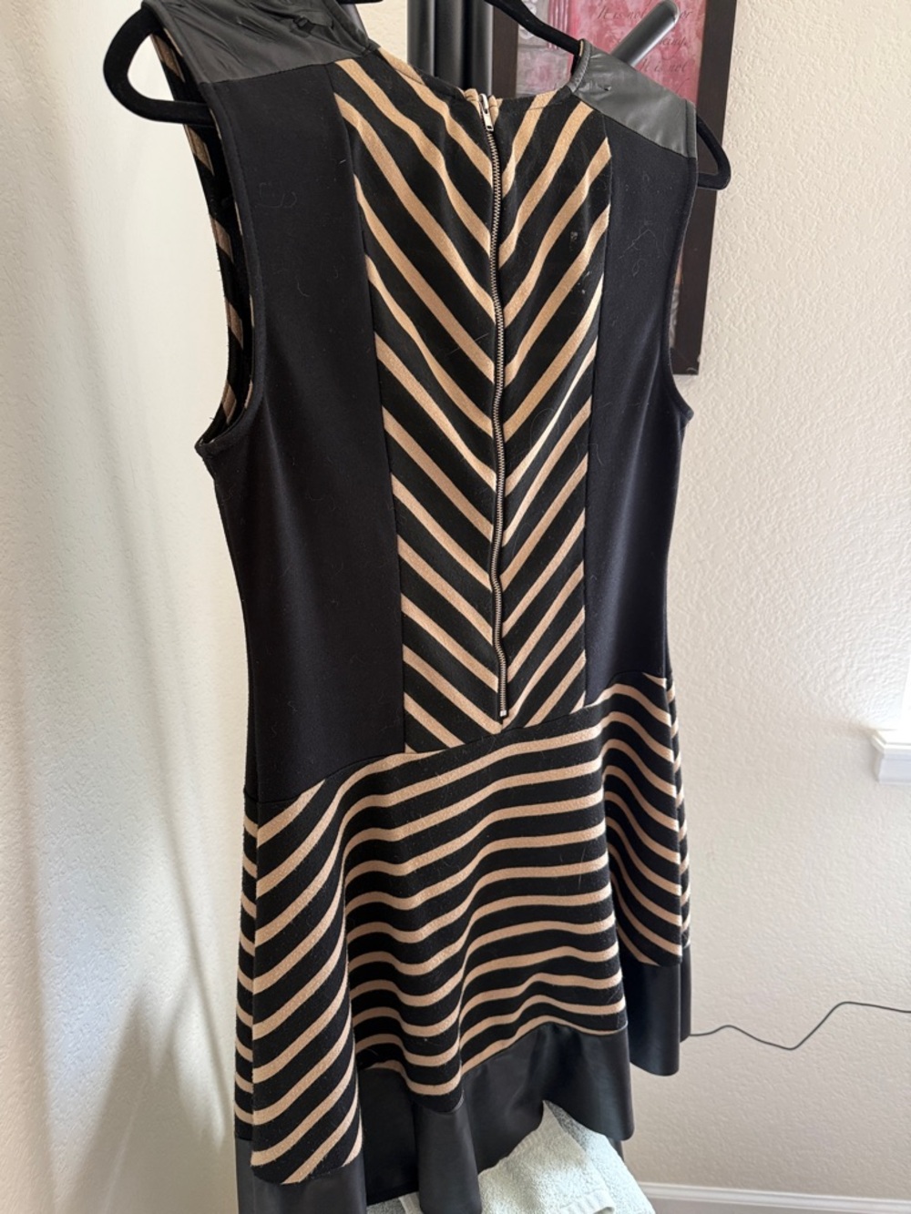 Green Envelope Black and Tan Striped Sleeveless A-Line Tunic - Picture 3 of 3
